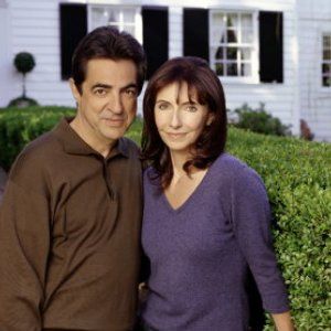 Photo Joe Mantegna