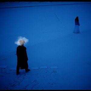 Photo Elle fait fondre la glace