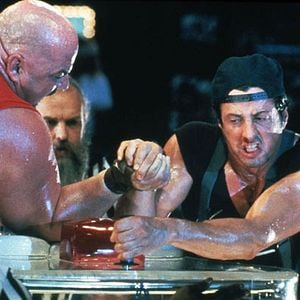 Photo Over the top Bras de fer