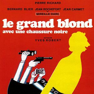 Photo Le Grand Blond avec une chaussure noire