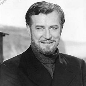 Photo Edward Mulhare