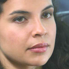 Photo Zuleikha Robinson