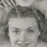 Photo Alma Lloyd
