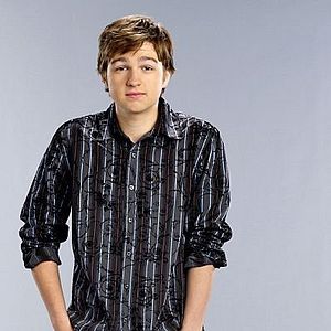 Photo Angus T. Jones