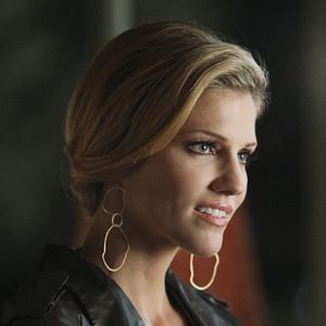 Photo Tricia Helfer