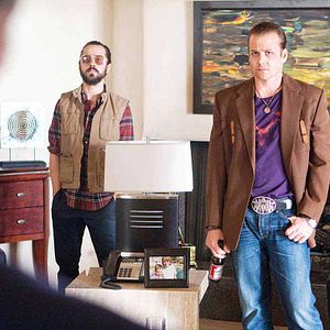 Photo Middle Men