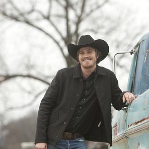 Photo Country Strong
