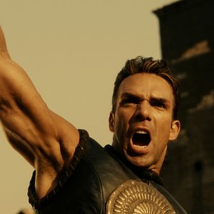 Photo Darren Shahlavi