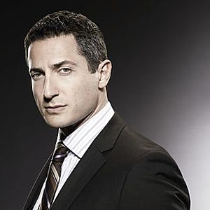 Photo Sasha Roiz