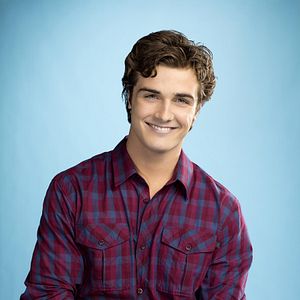 Photo Beau Mirchoff