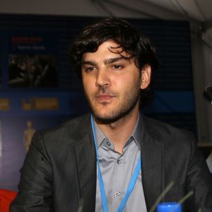 Photo Güzel Günler Göreceğiz