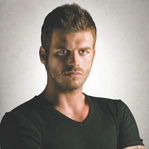 Photo Kıvanç Tatlıtuğ
