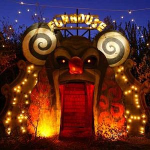 Photo The Theatre Bizarre