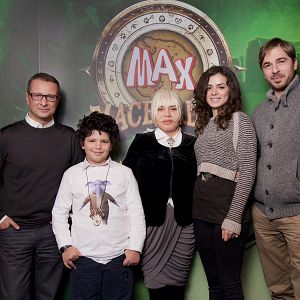 Photo Max Begins