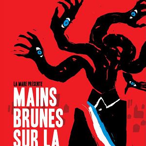Photo Mains Brunes sur la ville