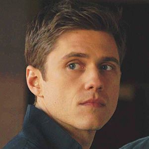 Photo Aaron Tveit