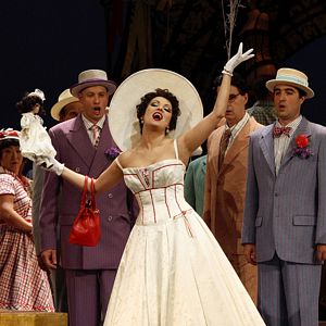 Photo Manon (UGC Viva l'Opéra)