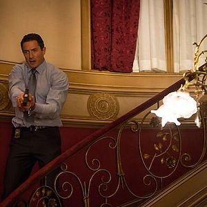 Photo Sasha Roiz
