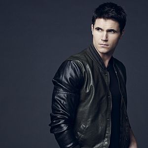 Photo Robbie Amell