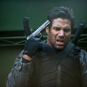 Photo Manu Bennett