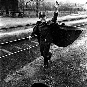 Photo Trains étroitement surveillés