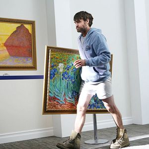 Photo The Last Man on Earth