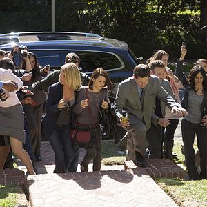 Photo Cynthia Watros