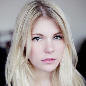 Photo Hannah Arterton