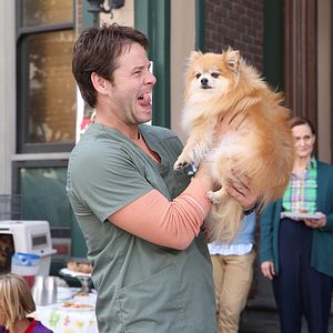 Photo Ike Barinholtz