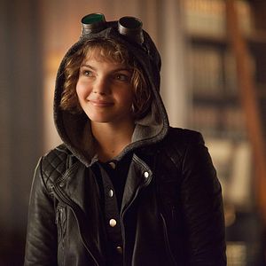 Photo Camren Bicondova