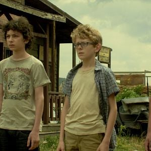 Aux yeux des vivants  film 2014  AlloCiné