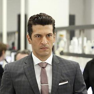 Photo Simon Kassianides