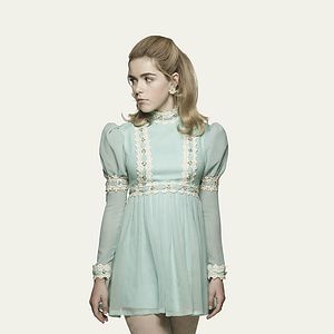 Photo Kiernan Shipka