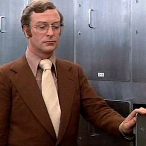 Photo Contre une poignée de diamants