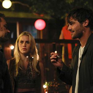 Photo Grey Damon