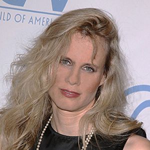 Photo Lori Singer