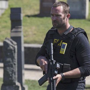 Photo Sullivan Stapleton