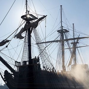 Photo Saints & Strangers