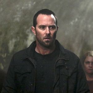Photo Sullivan Stapleton