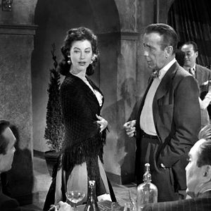 Photo La Comtesse aux pieds nus