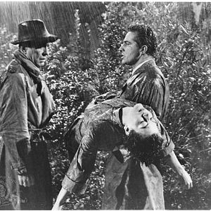 Photo La Comtesse aux pieds nus