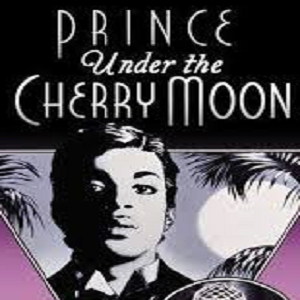 Photo Under the cherry moon