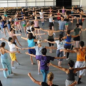 Photo Mr Gaga, sur les pas d’Ohad Naharin