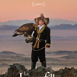 Photo La jeune fille et son aigle