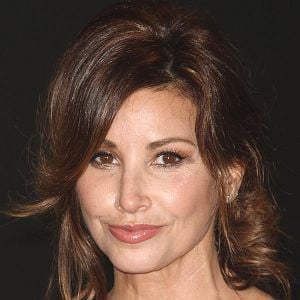 Photo Gina Gershon