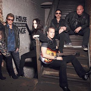 Photo Elizabeth Gillies