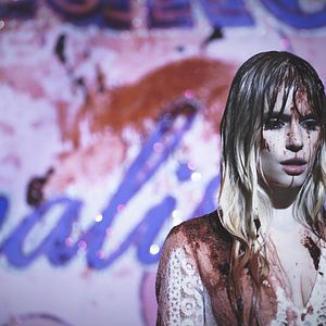 Photo Carlson Young