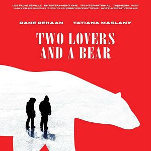 Photo Two Lovers and a Bear