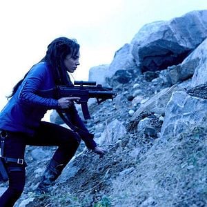 Photo Hannah John-Kamen