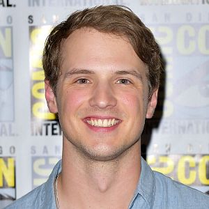 Photo Freddie Stroma